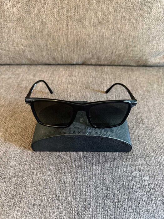 Ochelari de soare unisex Prada