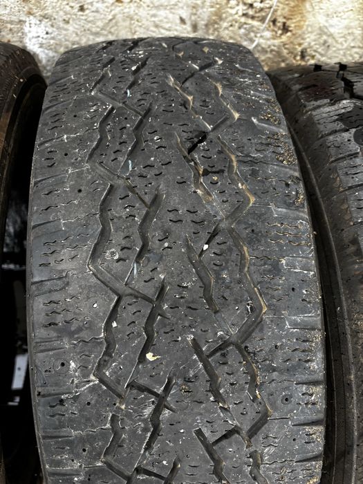 Бусови гуми 4 броя