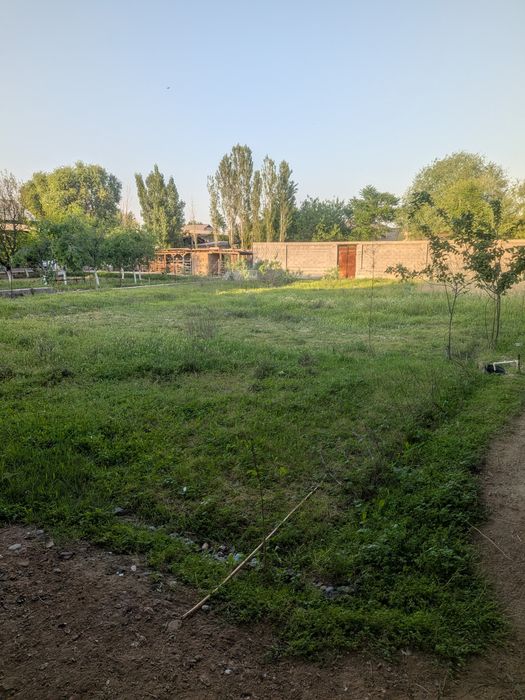 Gulistonda 9 sotixli 6 xonali hovli sotiladi