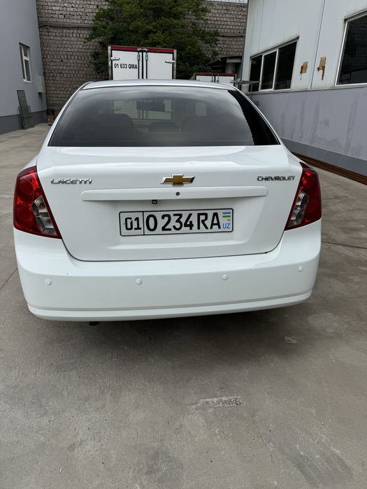 Lacetti 1.8, 2010 — сел и поехал