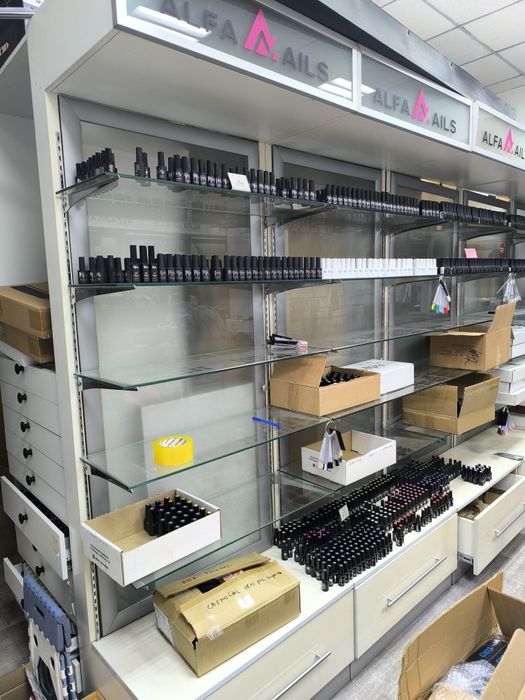 Торговое оборудование, Витрины