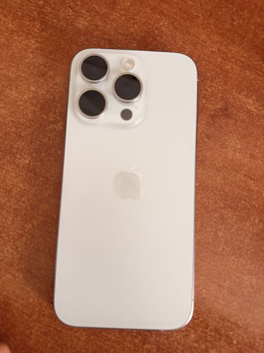 iPhone 15 Pro 128 GB Natural Titanium