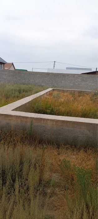 Продам участок с фундаментом 6 соток