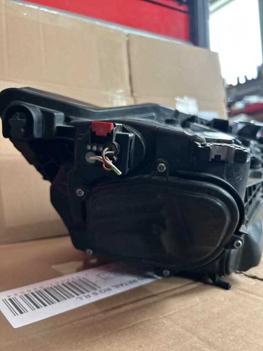 Far faruri stanga full led matrix Audi A7 4K 4K8 cod 4K8941035