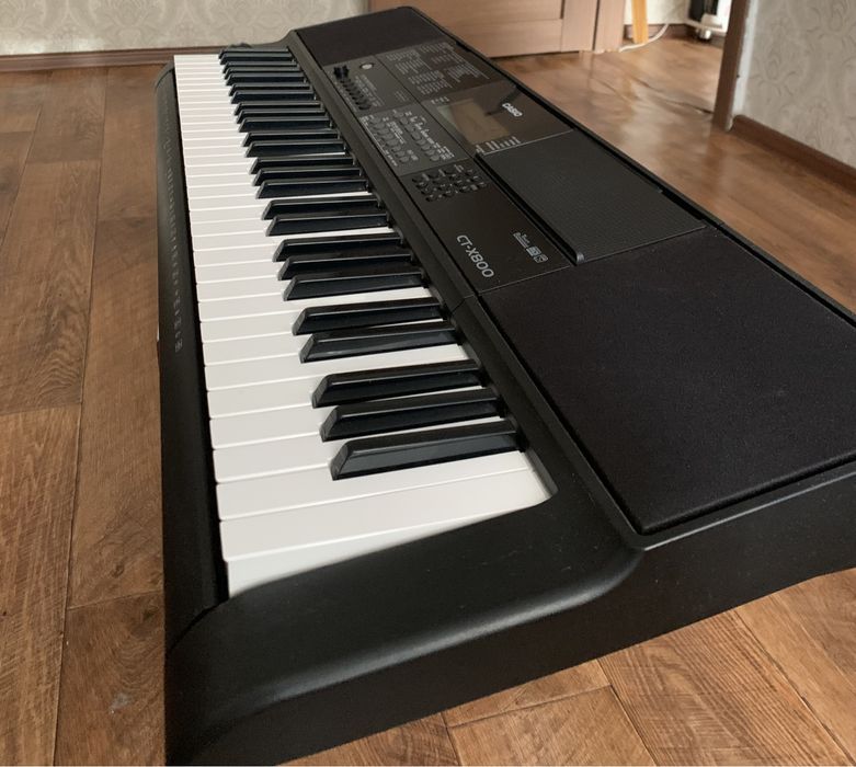 Синтезатор CASIO CT-X800