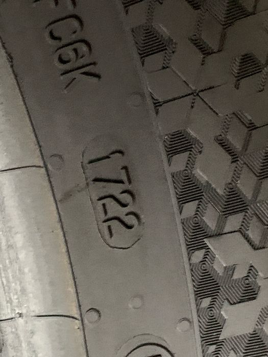 Set 235 55 19 iarnă