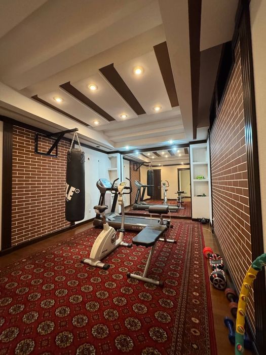 Продается дом 9 комнат, ориентир: улица Фазо, 6,5 соток 654м²