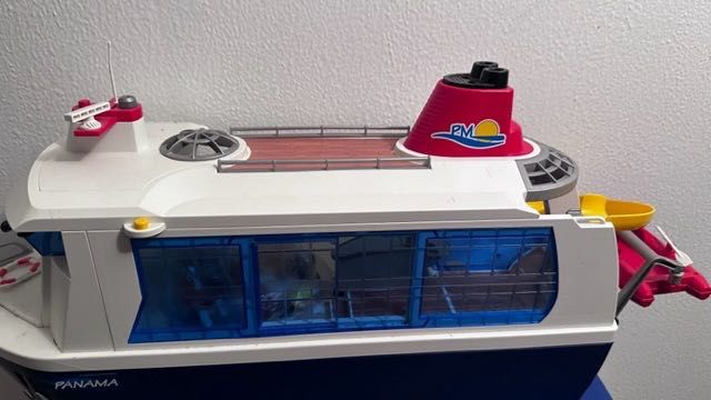 Кораб пасажерски