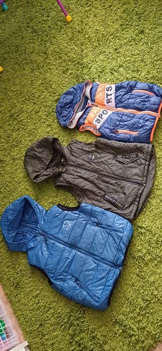 Безрукавки от года до 6 лет.