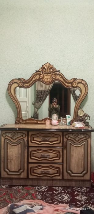 Xolati yangidek turipti. Kamplekt hamma narsasi bor