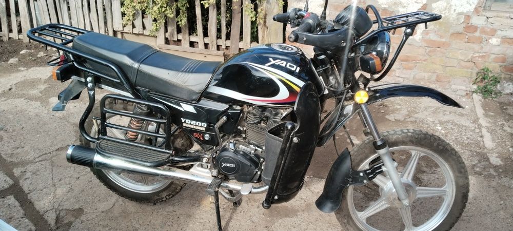 Продам мотоцикл YAQI