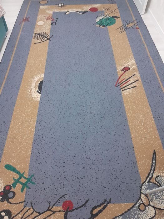 Продаю ковёр 2×4