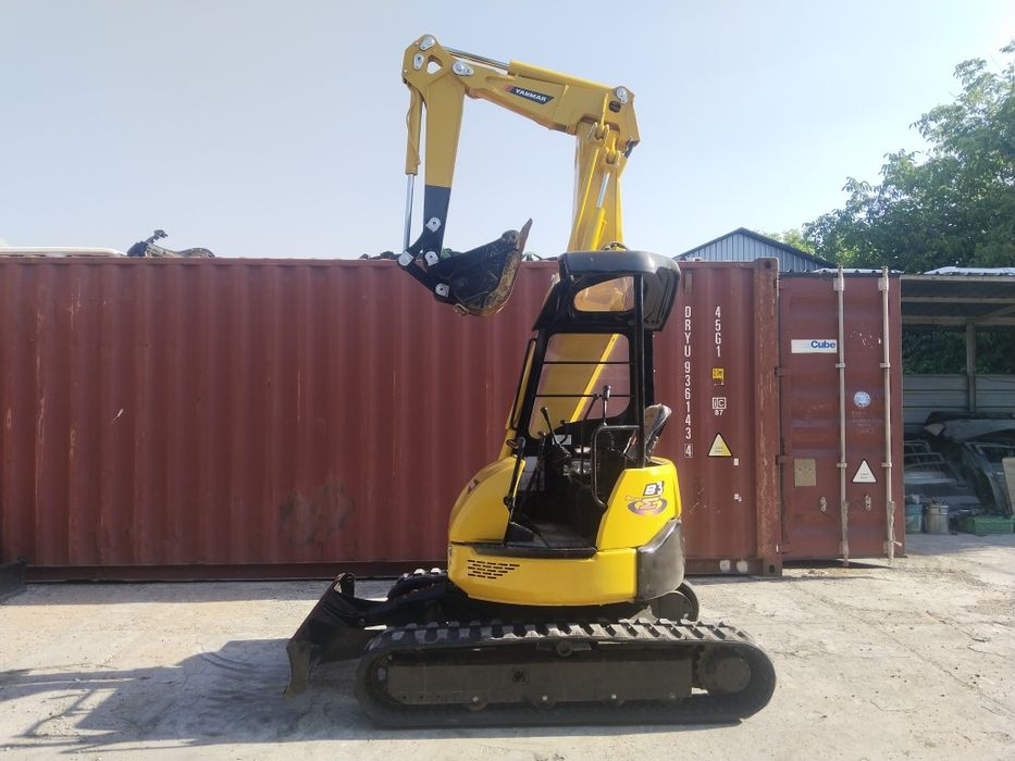 Мини экскаватор Yanmar B3X