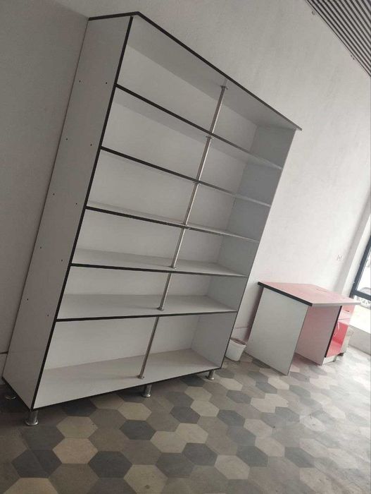 Магазинга таёр мебел сотилади холати янги ишлатилмаган