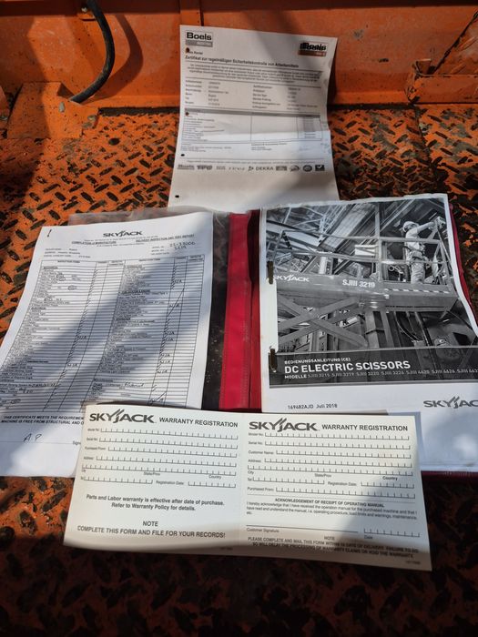 Nacela tip foarfeca SKYJACK