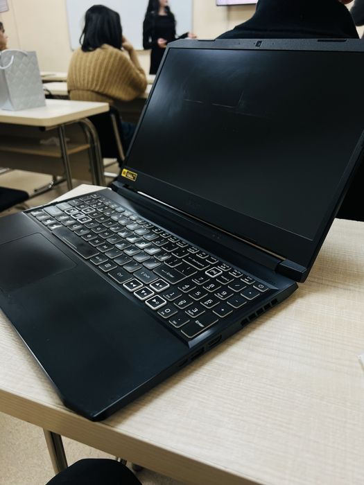 Acer Nitro 5 AN 515-57