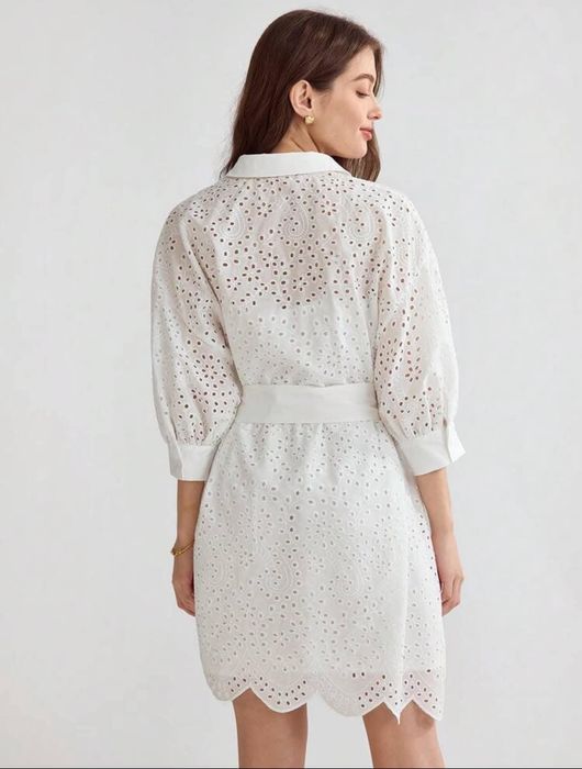 Рокля с английска бродерия