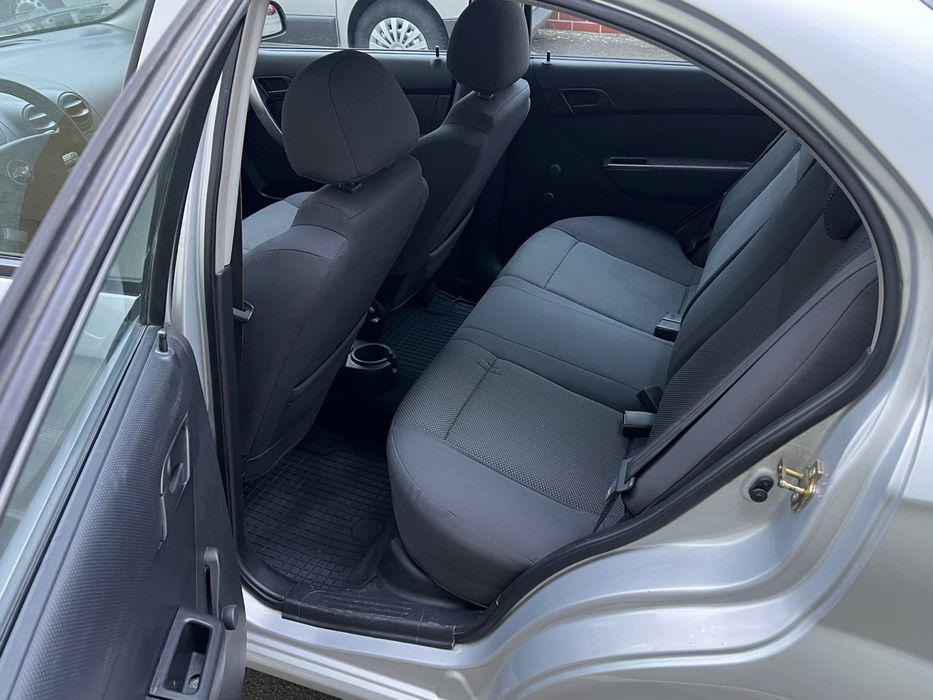 Chevrolet aveo 1.2i 2007 68k mii km reali