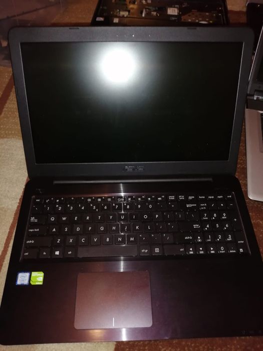 Ecran / monitor / display Laptop modele in lista mai jos TarguMures