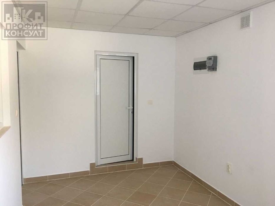 Склад под наем на главен път София - Варна