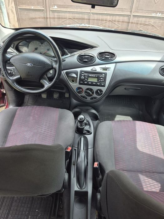FORD Focus 2002 — imagine 4