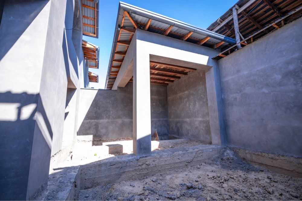 Участок (Назарбек), коробка