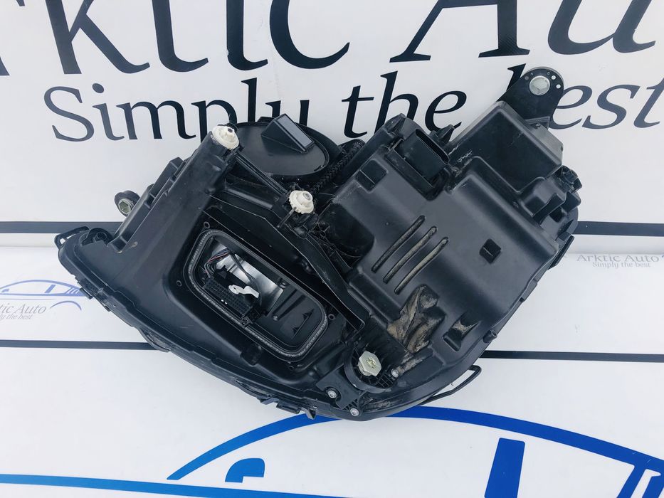 Far dreapta Full Led Mercedes E Classe W213 după 2021 cod A2139066909