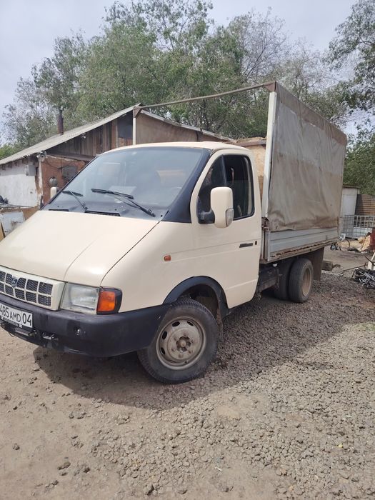 Продам срочно Газель