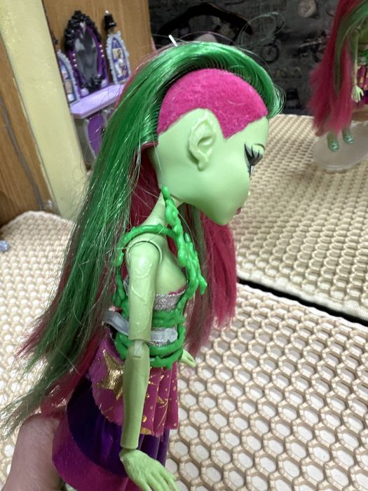 Продам куклу монстр хай!