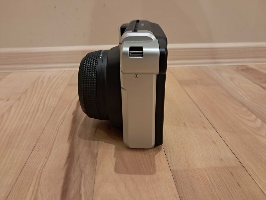 Фотоапарат за моментни снимки Fujifilm Instax Wide 300, Black