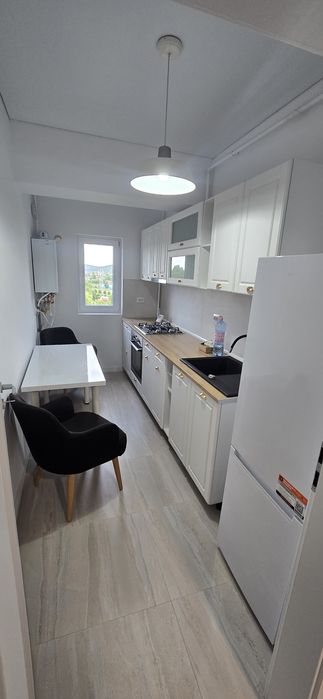 Pers Fizică apartament 2 camere  +  parcare
