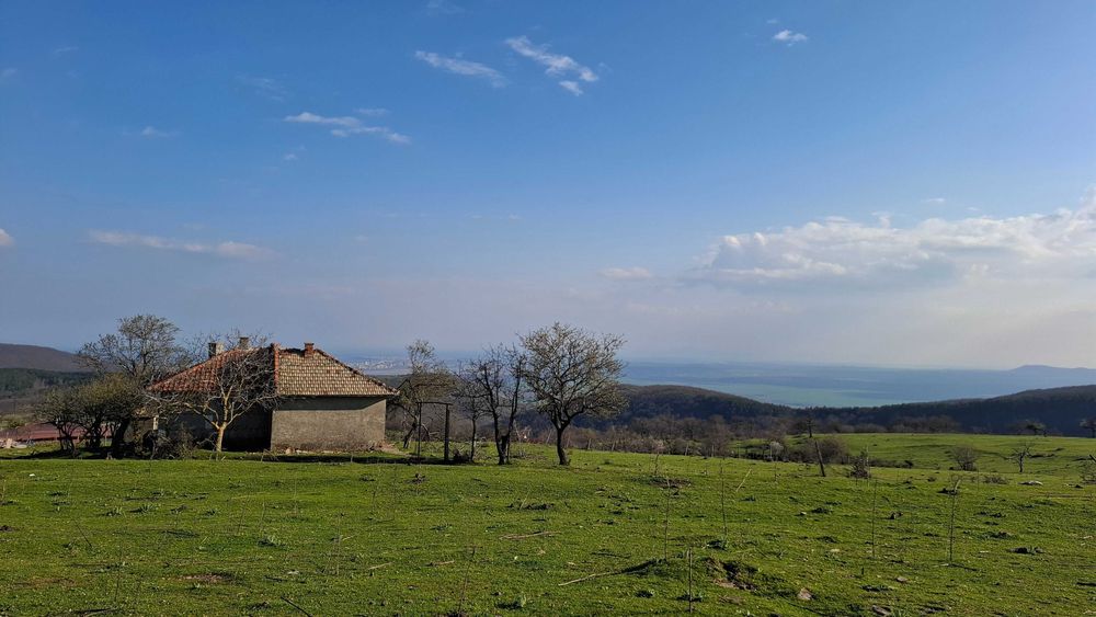 Къща в с.Кошарица, м-ст Плазовец