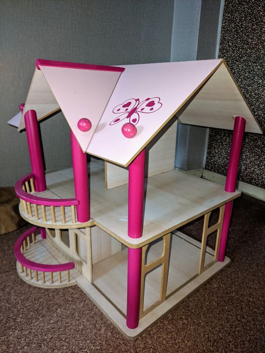 Домик игрушечный