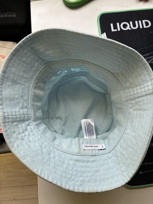 Шапка идиотка Calvin Klain