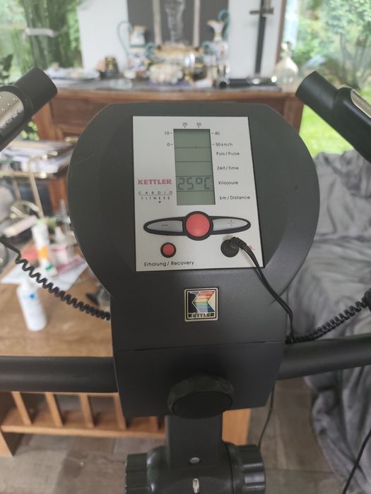Bicicleta statica de cardio KETTLER