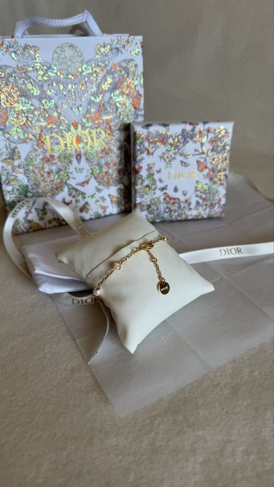 Bratara Dior aurie