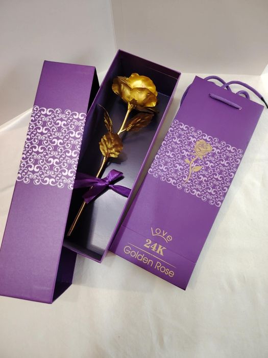 Роза в кутия и торбиччка