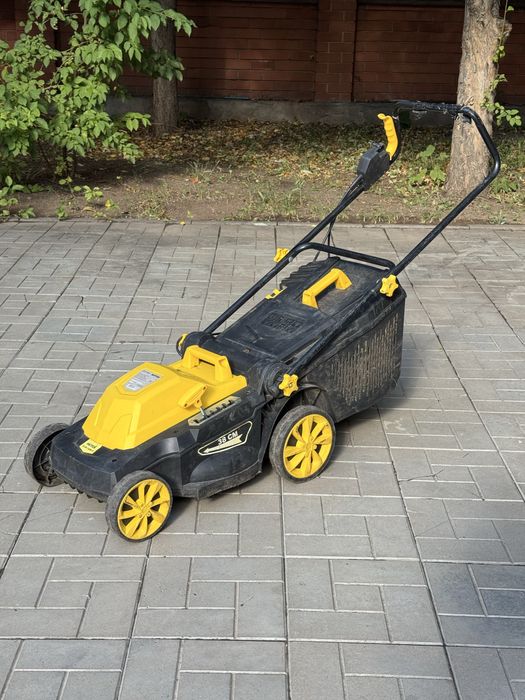 газонокосилка Huter ELM-1400P