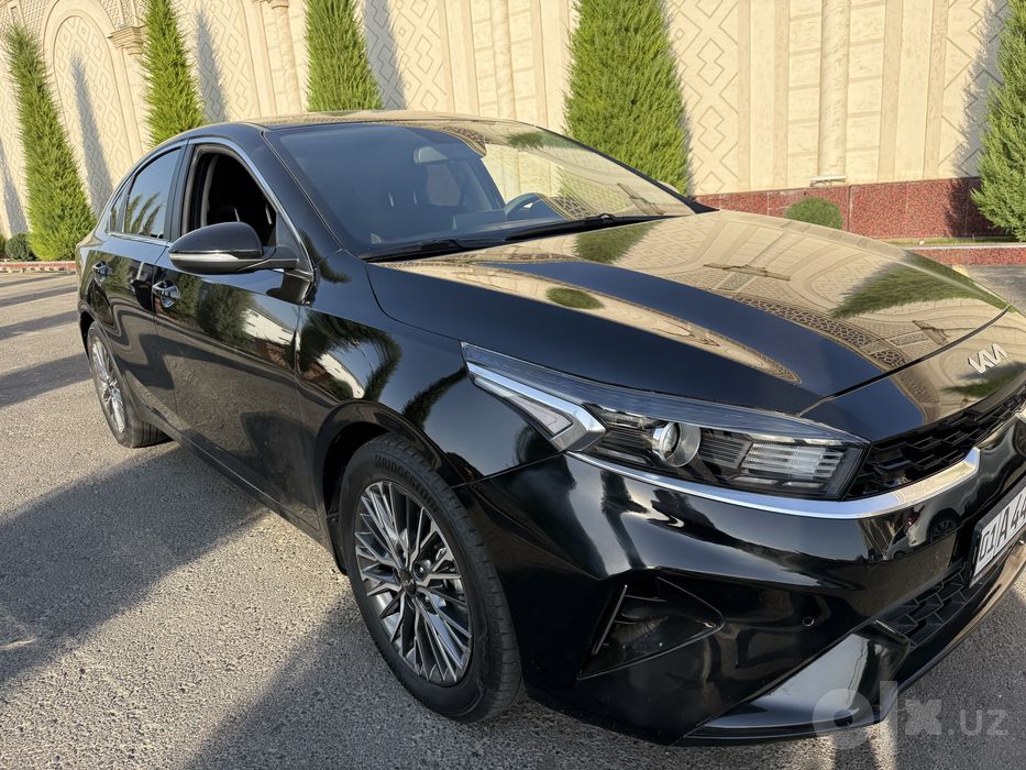 Sotuvda kia cerato