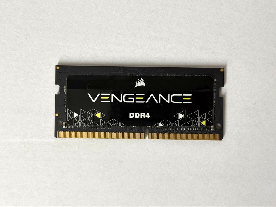 Memorie RAM 16GB DDR4 3200MHz SODIMM Laptop - Perfect Funcțională