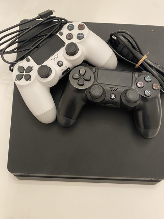PS 4 Slim  perfecta stare