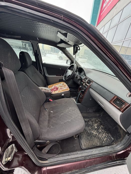 Продам приору в хорошем состояние 2011 года