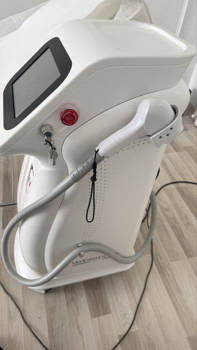 Laser epilare definitivă Rowe Altesse salon / clinica