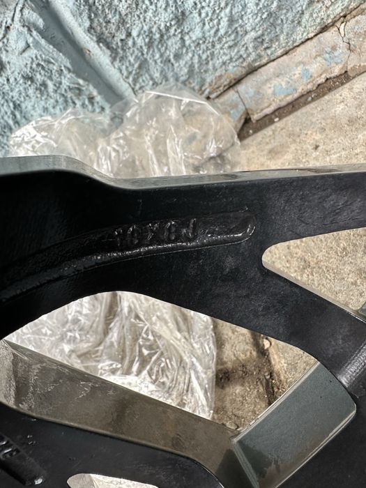 Диски на Lexus R18