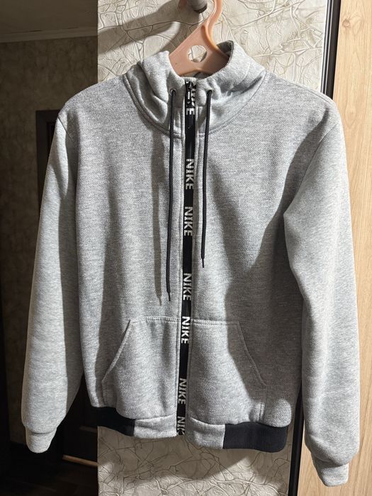 Продам олимпийки Nike