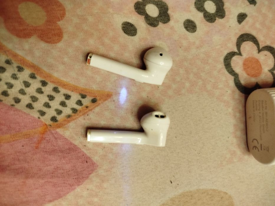 Căști wireless bluetooth