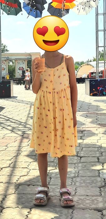 Продам платье /сарафаны для девочки