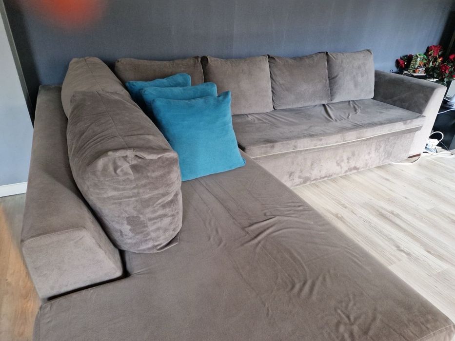 Поръчков голям ъглов диван