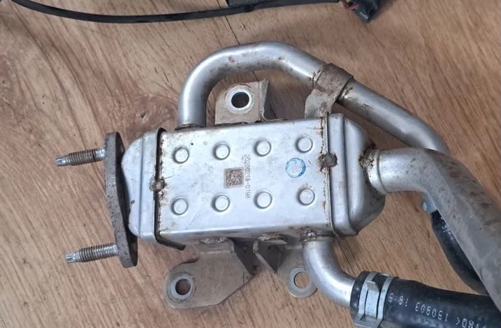 Racitor gaze EGR Motor G4LC 1.5i Hyundai i30 PD 3