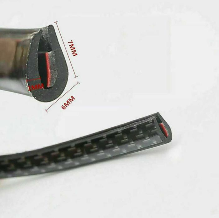 Декоративна Карбонова Лайсна за врата- 12 метра.